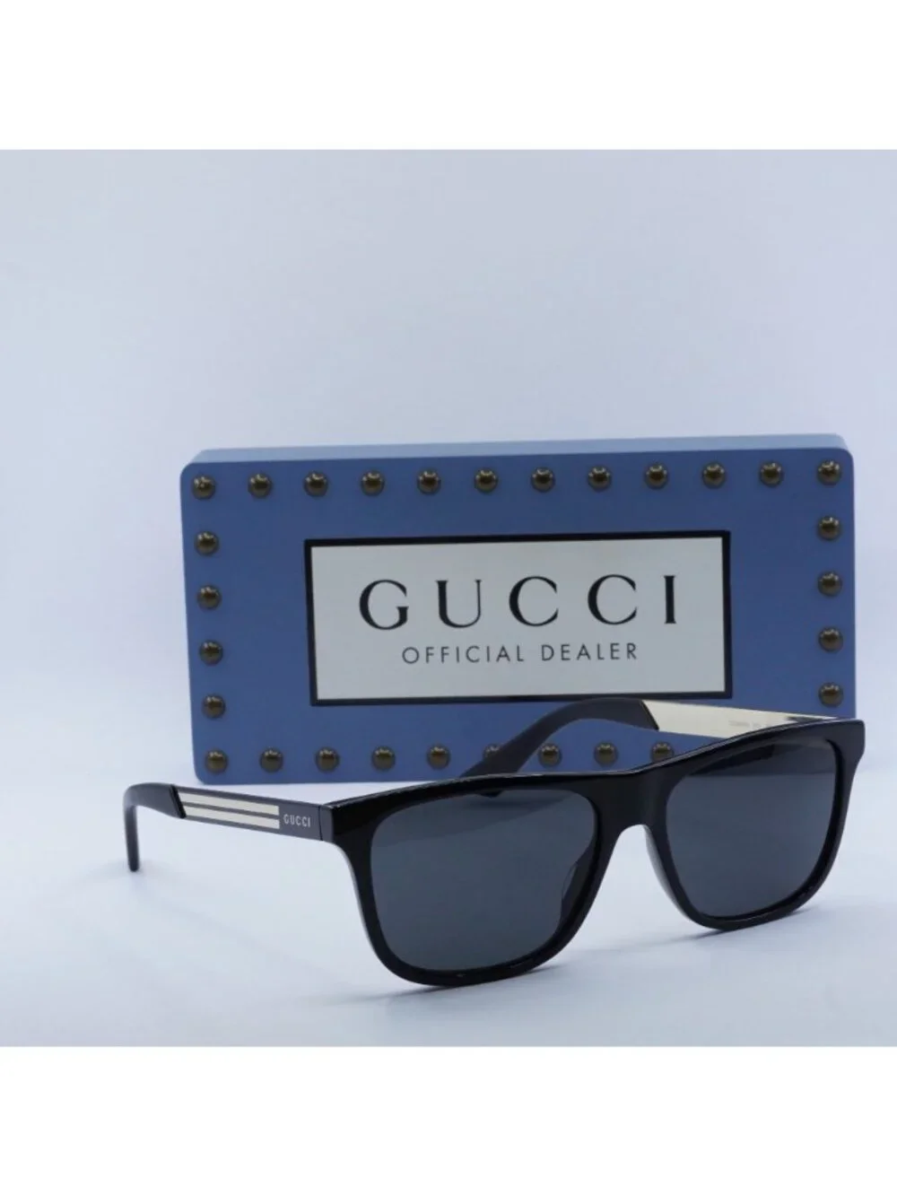Gucci model gg0687s